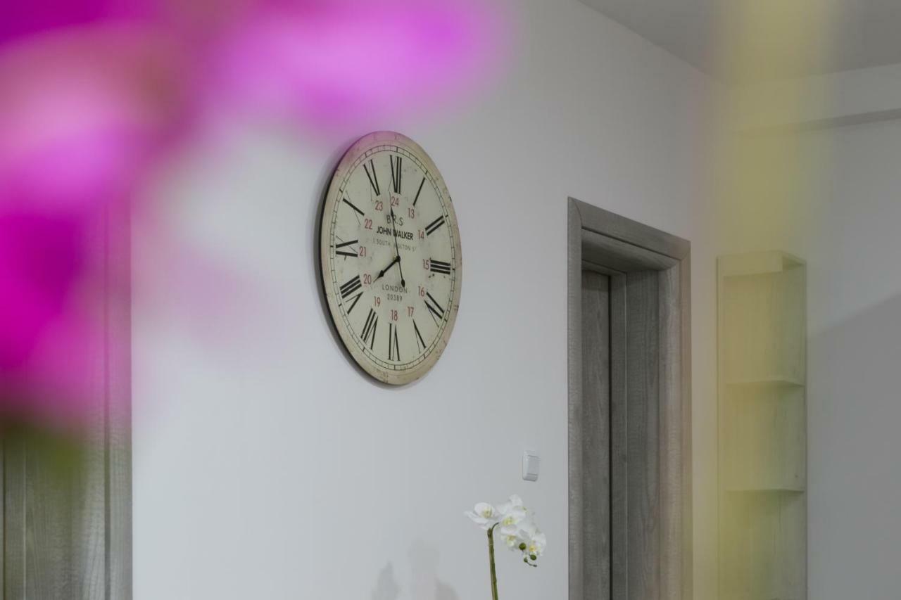 Apartman Dujmovic 1 Оточац Экстерьер фото
